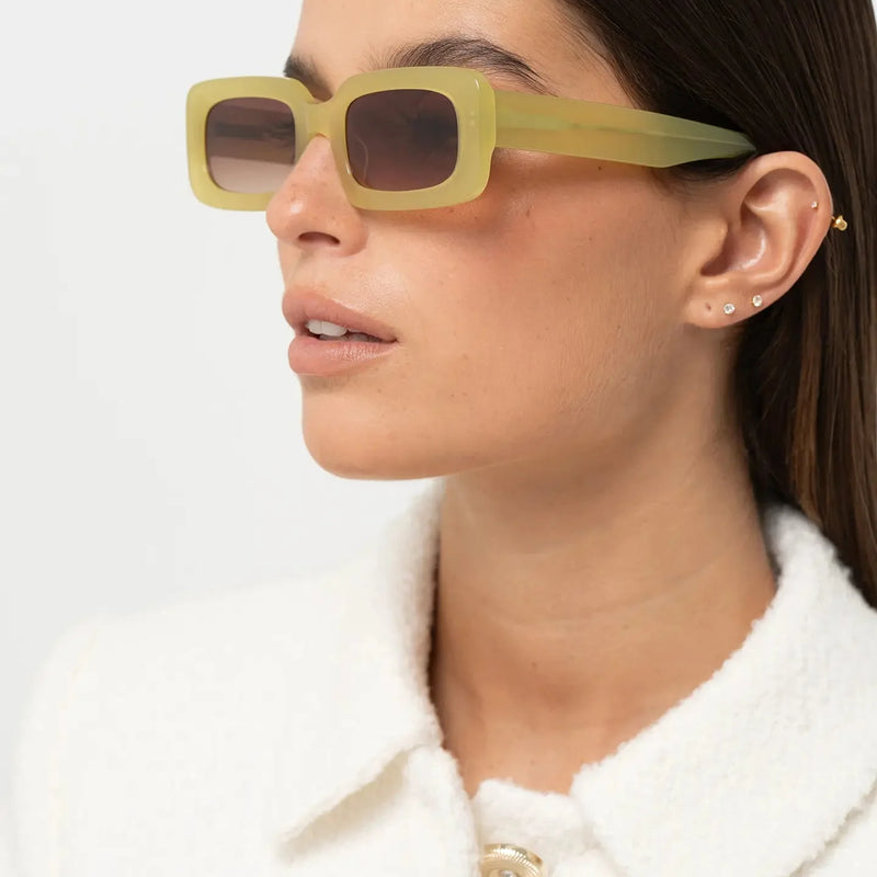 Why Distinctive Frames Create Stronger Identity