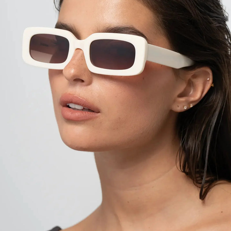 Why Lighter Rectangular Frames Feel More Refined