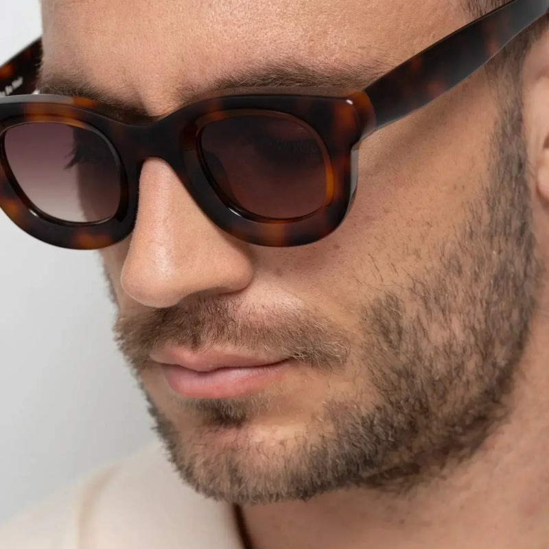 How Gradient Brown Lenses Create More Balanced Contrast
