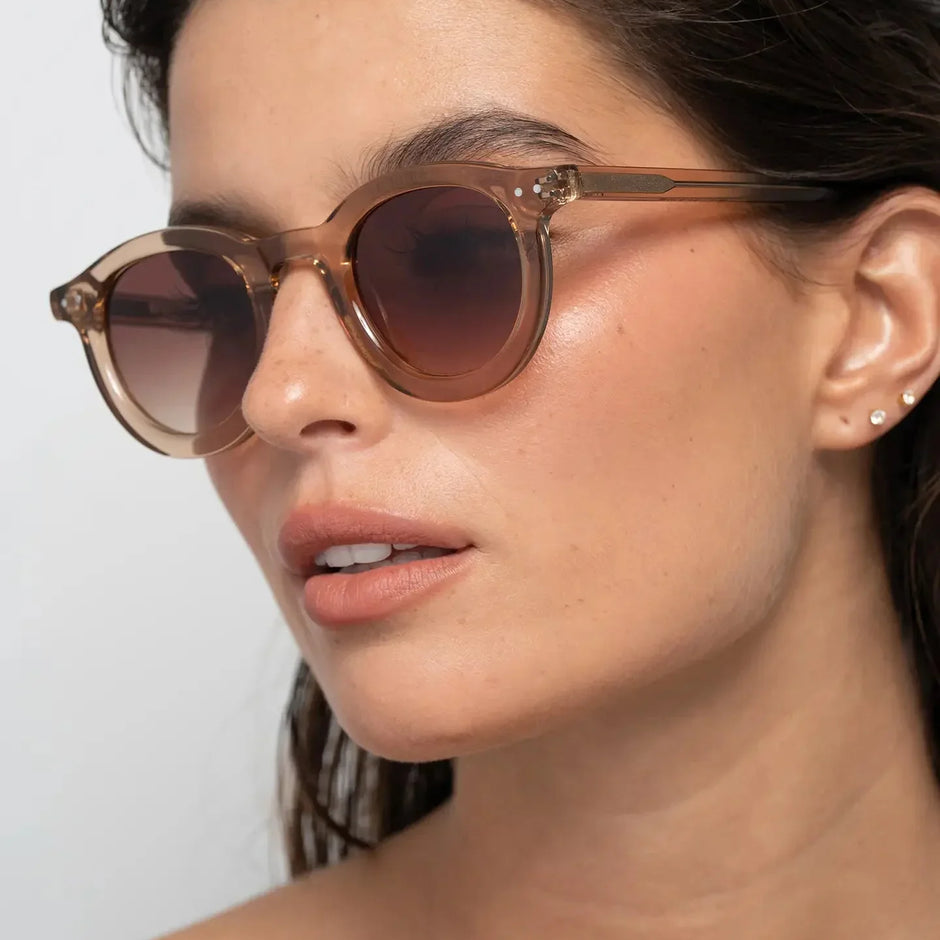 Best Sunglasses for Small Nose: Create Balance Without Overwhelming Your Features