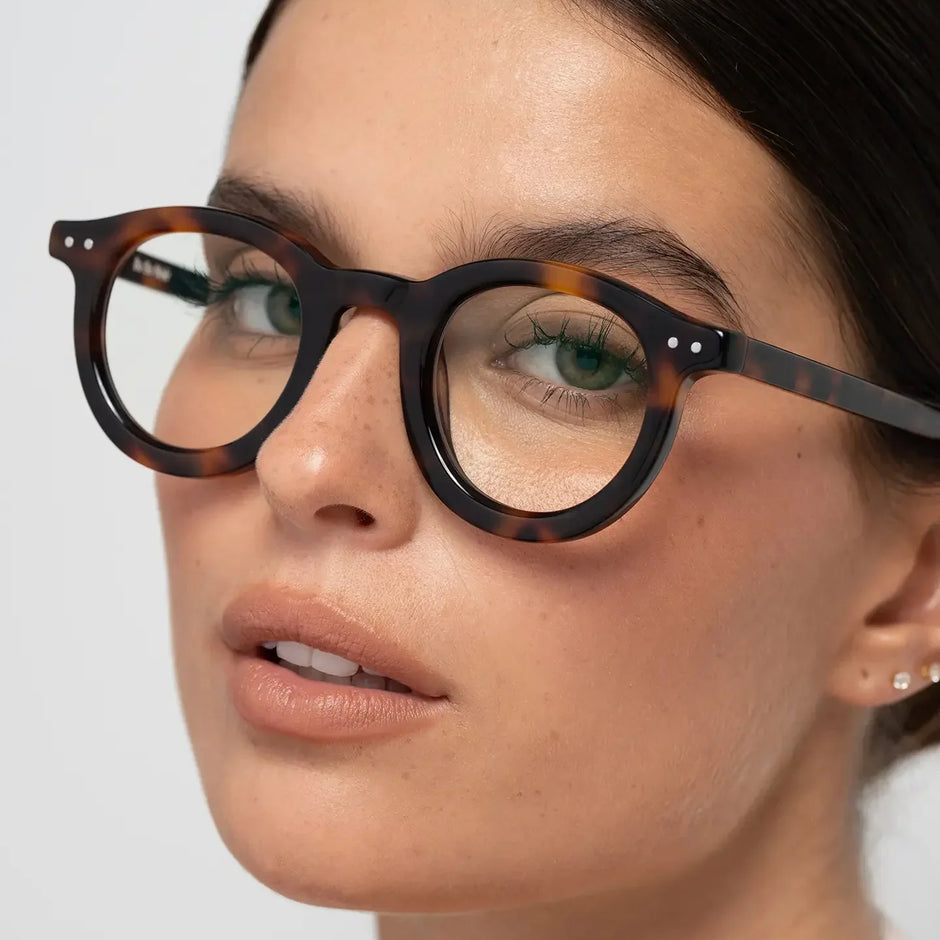 How Warm Contrast Creates Softer Facial Definition