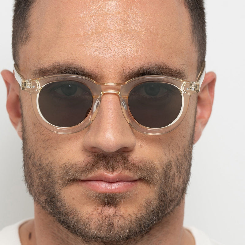 Crystal vs Tortoise Frames: Which Style Should You Choose?