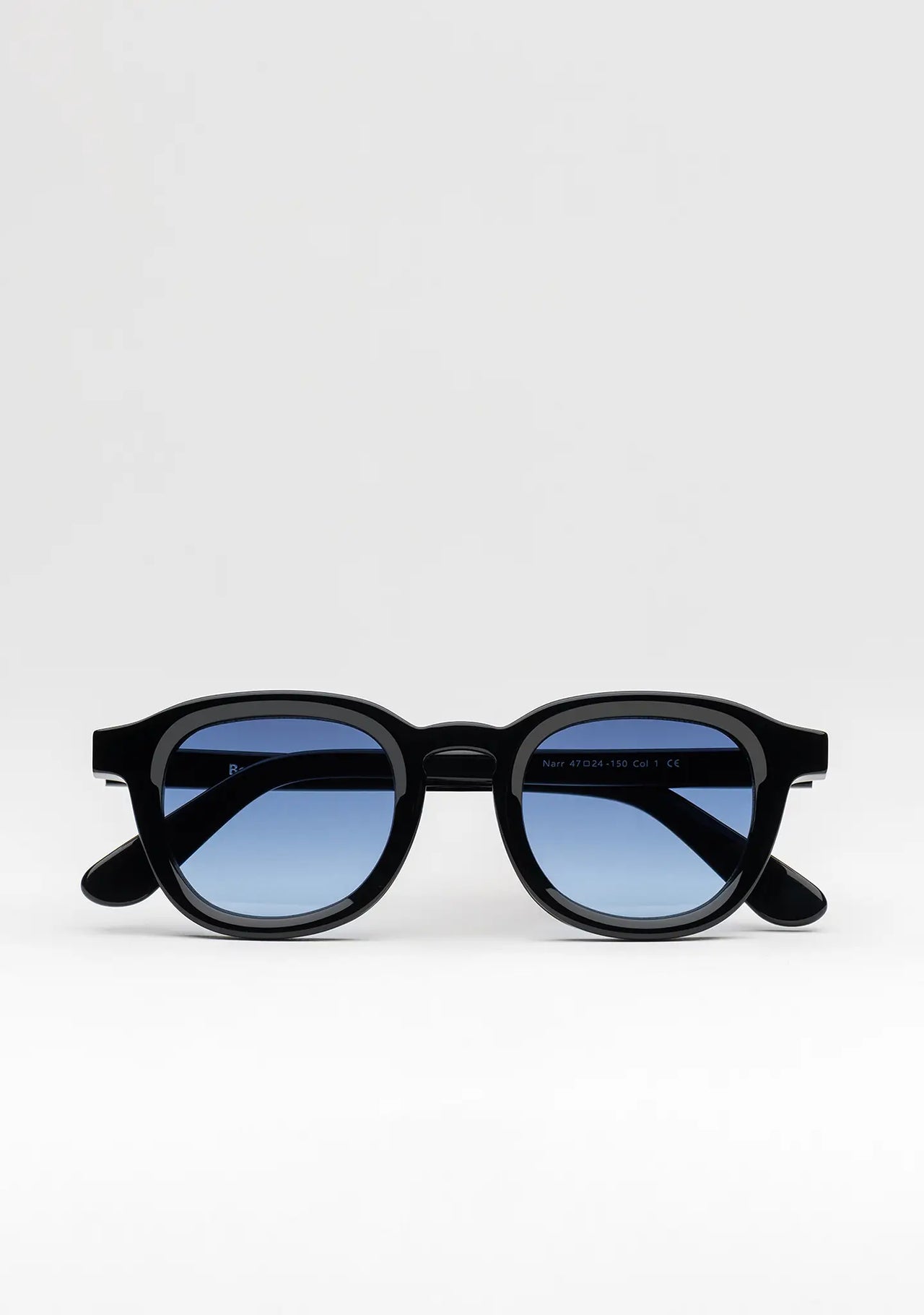 Bo Bo Noir Narr panto round sunglasses in shiny black acetate with gradient blue nylon lenses, front view.